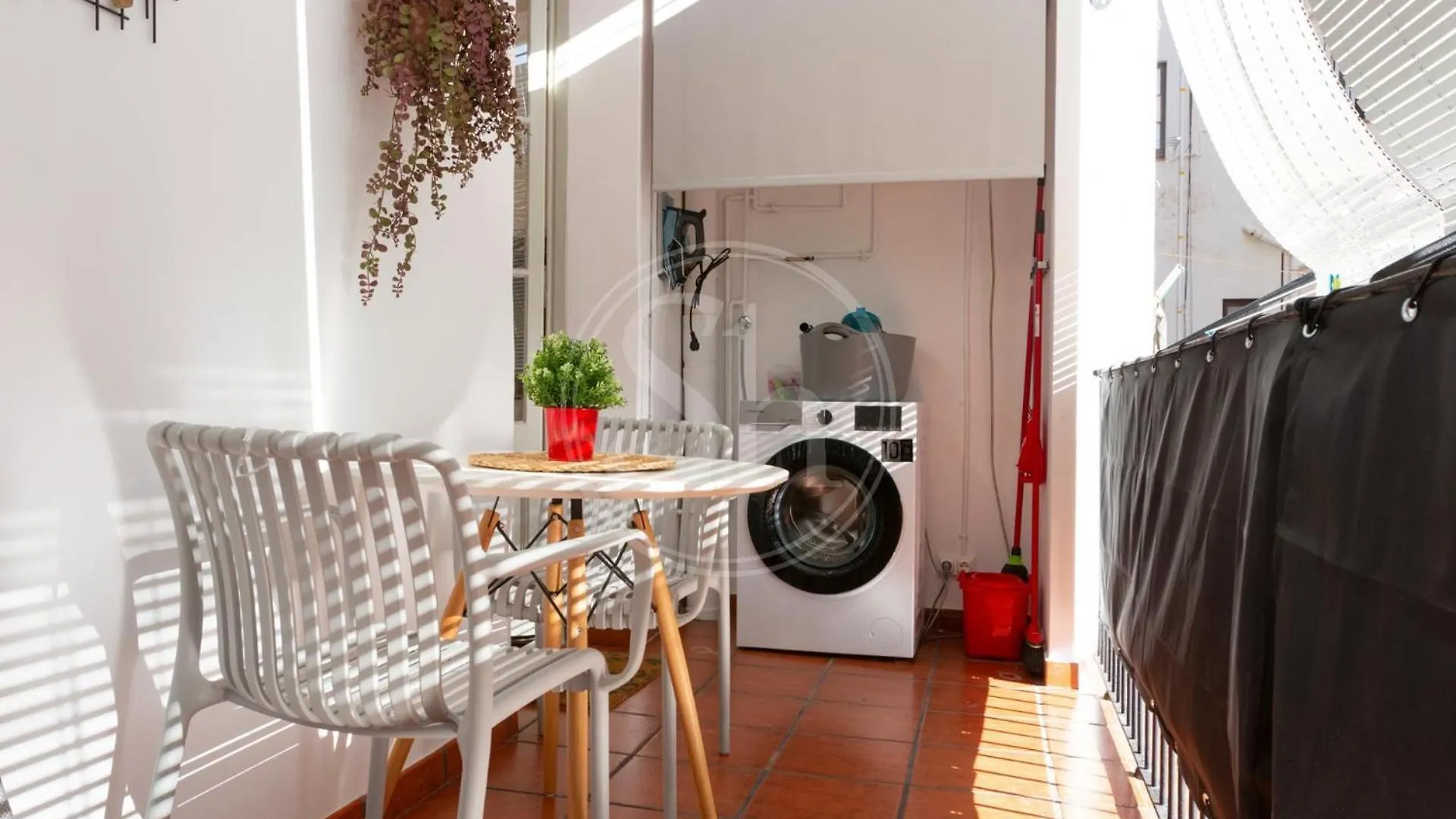 Lägenhet Bonito Apartamento En L'Eixample Barcelona